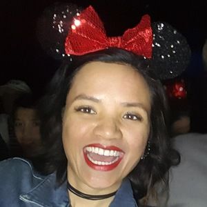 Meet your Posher, Helen